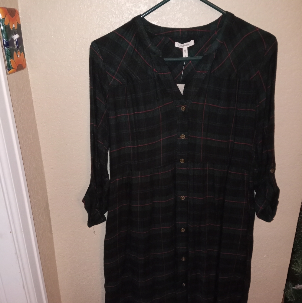Nwt maurices button down plaid dress